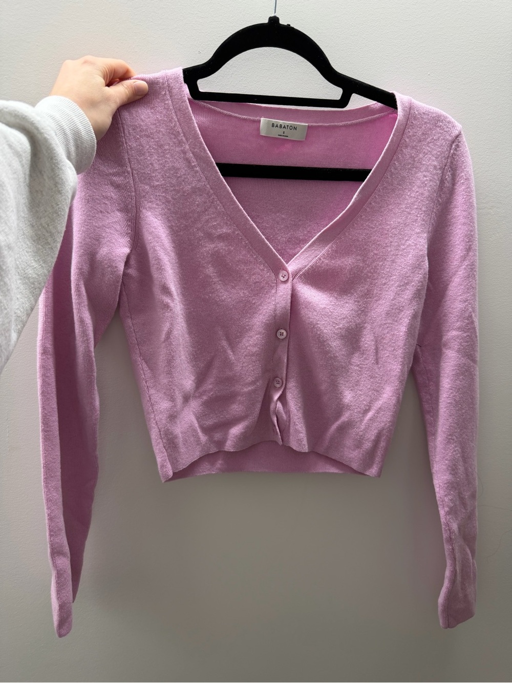 Babaton Pastel Purple V-Neck Cropped Button Cardigan